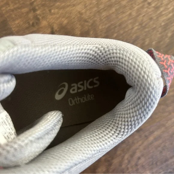 ASICS ortholite size 8 trail sneaker - Picture 4 of 6